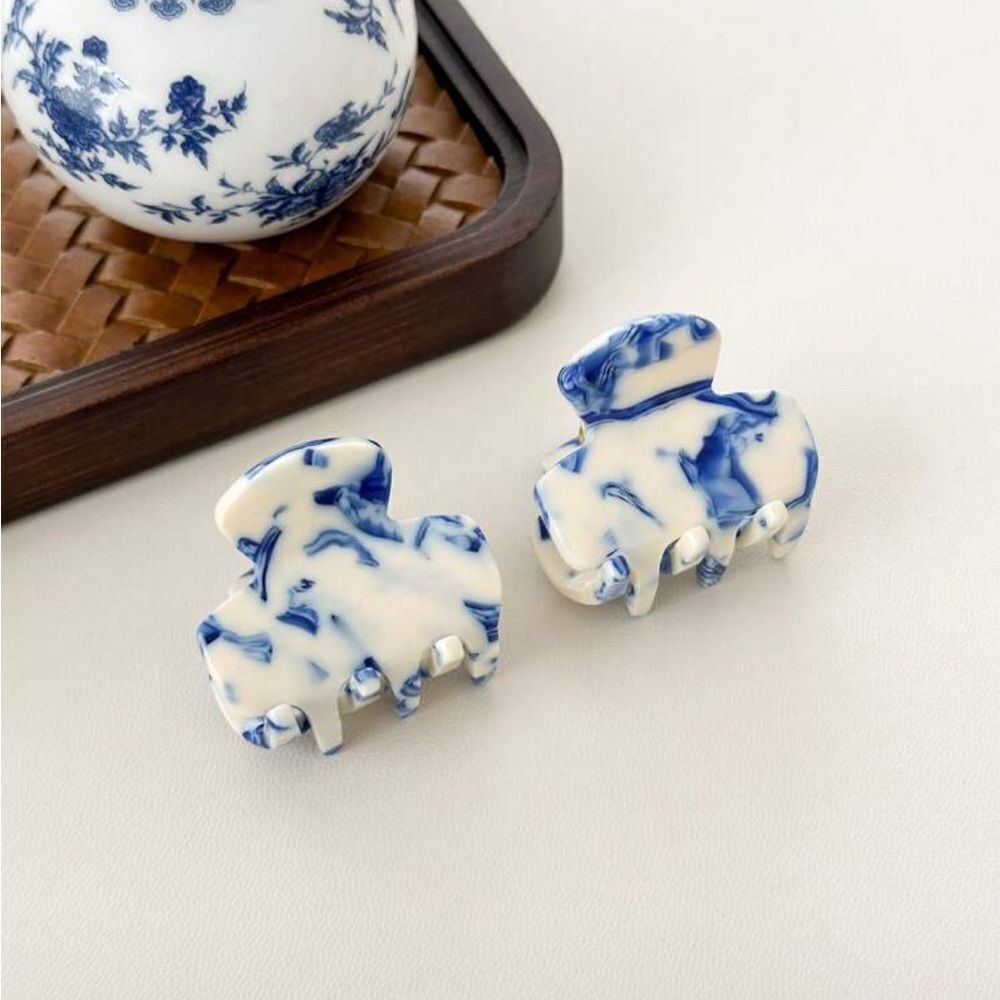 Blue and White Marble Hair Clips S1094